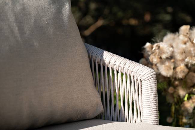 "Верона" лаунж-зона 5-местная плетеная из роупа (веревки), каркас алюминиевый белый, роуп бежевый "Верона" лаунж-зона 5-местная плетеная из роупа (веревки), каркас алюминиевый белый, роуп бежевый