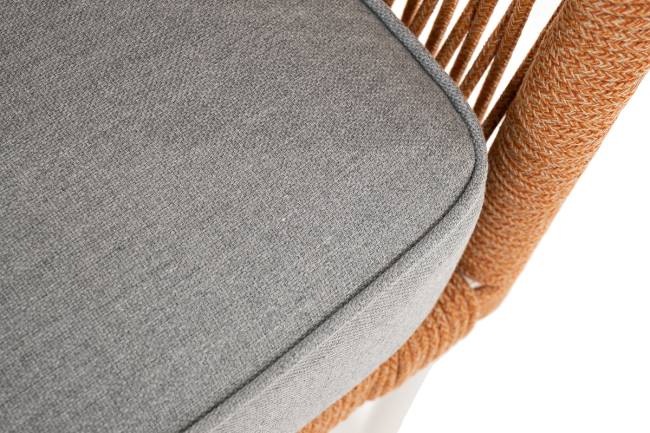 "Канны" диван 2-местный плетеный из роупа, каркас алюминий светло-серый (RAL7035) муар, роуп оранжевый меланж круглый, ткань светло-серая "Канны" диван 2-местный плетеный из роупа, каркас алюминий светло-серый (RAL7035) муар, роуп оранжевый меланж круглый, ткань светло-серая