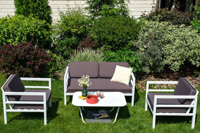 "Эстелья" лаунж-зона из алюминия со столиком из HPL 4-местная "Эстелья" лаунж-зона из алюминия со столиком из HPL 4-местная