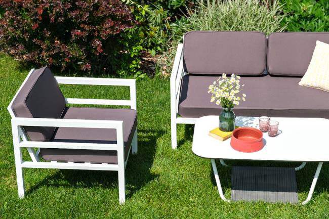 "Эстелья" лаунж-зона из алюминия со столиком из HPL 4-местная "Эстелья" лаунж-зона из алюминия со столиком из HPL 4-местная