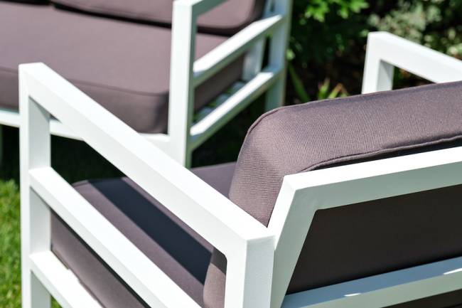 "Эстелья" лаунж-зона из алюминия со столиком из HPL 4-местная "Эстелья" лаунж-зона из алюминия со столиком из HPL 4-местная