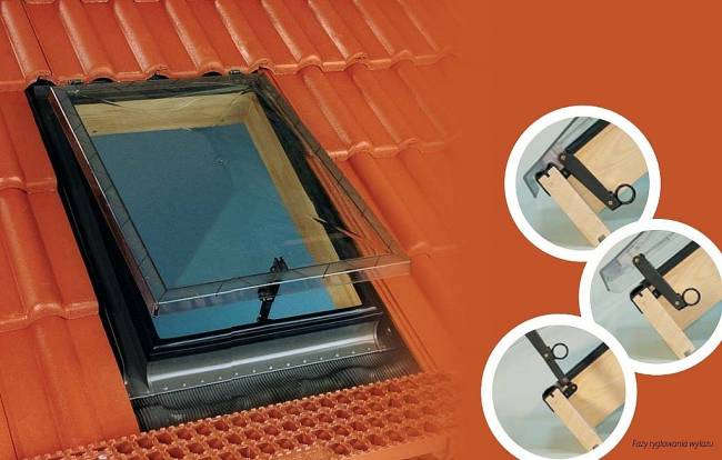 Мансардное окно FAKRO WGI, дерево