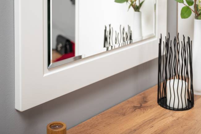 Мебельная стенка для прихожей Остин № 61 цвет белый шагрень/дуб крафт золотой