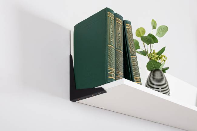 Две навесных полки с ТВ-тумбами и сервантом Валенсия цвет белый шагрень